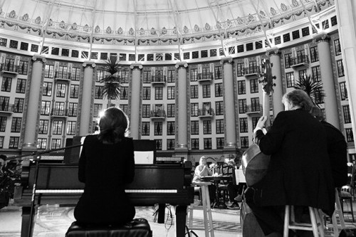 LIVE MUSIC IN THE ATRIUM